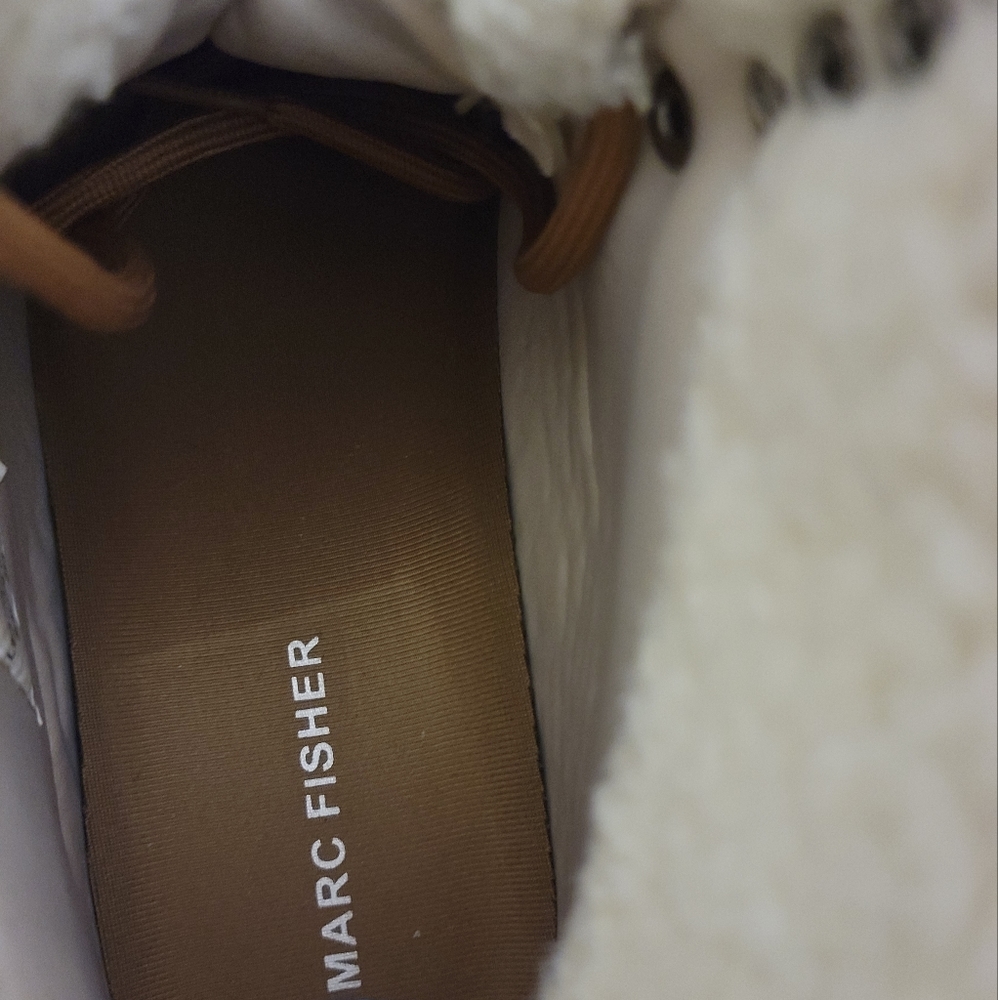 MARC FISHER SUEDE LEATHER SNEAKERS BOOTIES. - Picture 5 of 9